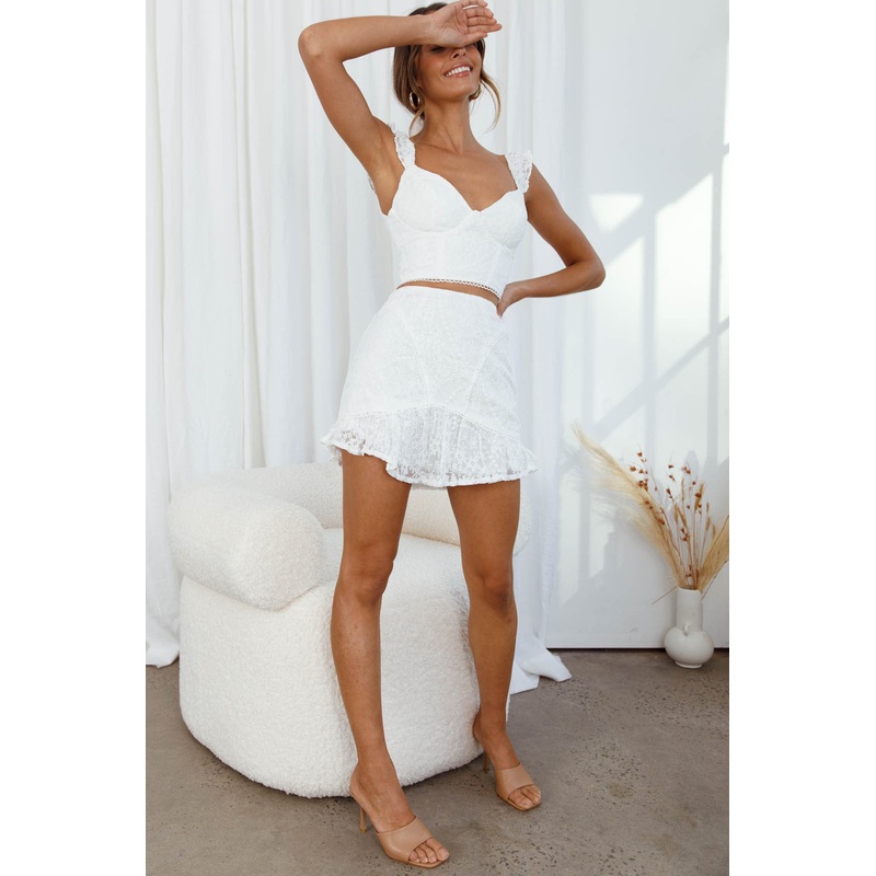 Quincy Flounce Hem Floral Embroidery Mini Skirt White