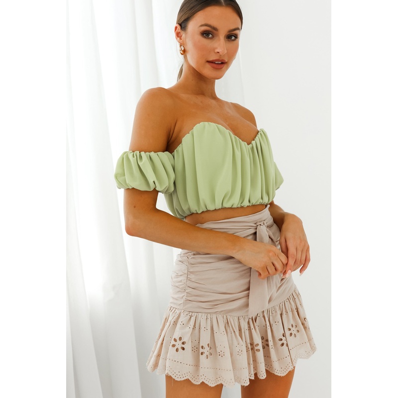 Bisous Sweetheart Neckline Ruched Off-Shoulder Crop Top Apple