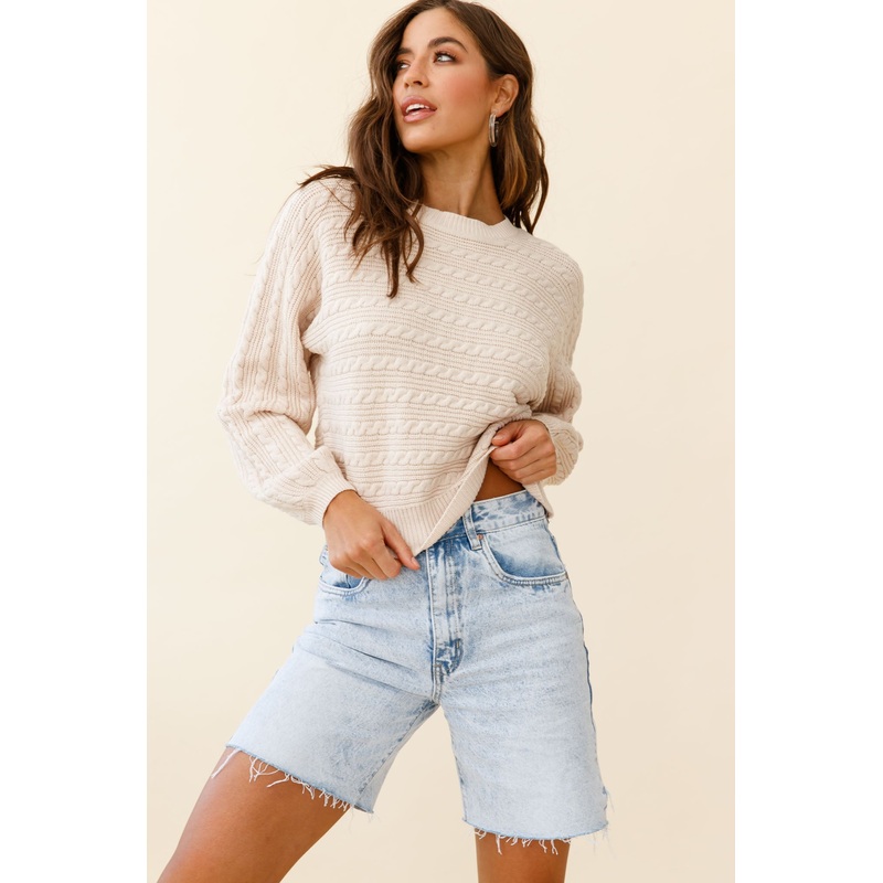 Uncomplicated Crew Neck Horizontal Cable Knit Sweater Beige