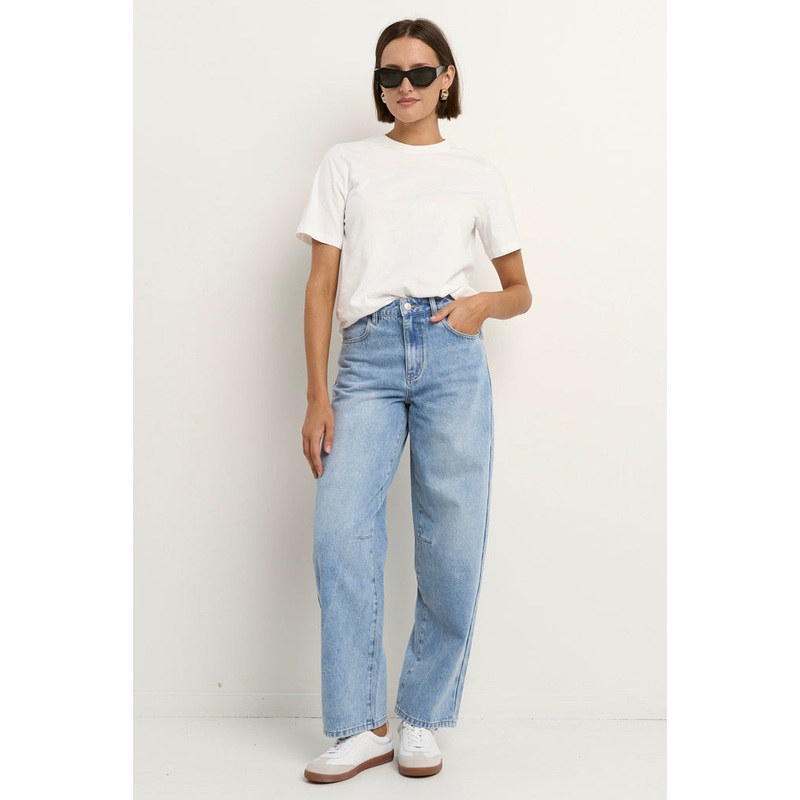 Berlin Ice Blue Mid Barrel Leg Jean
