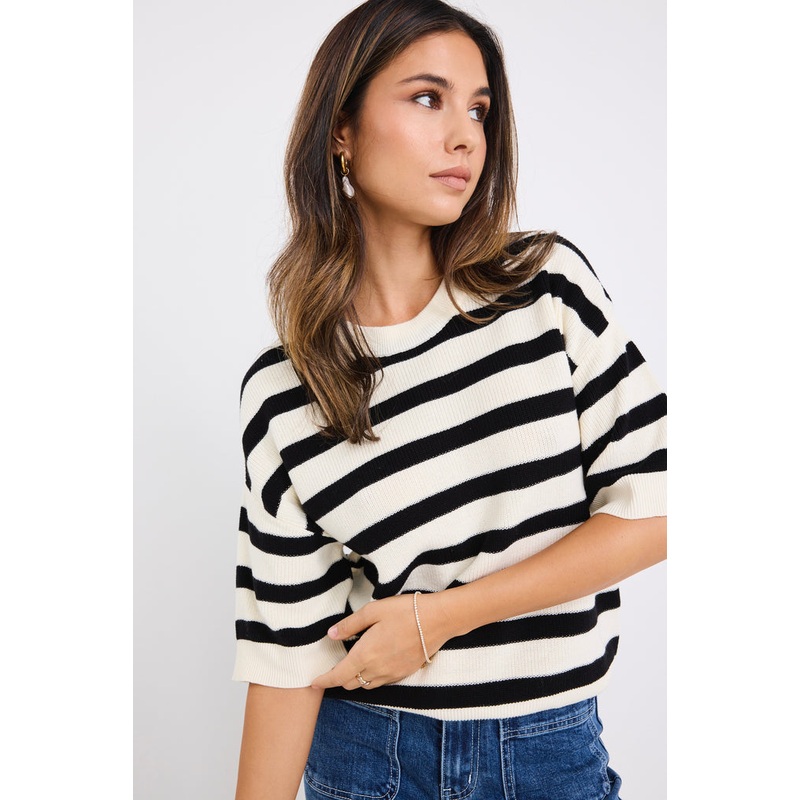 Border Black Stripe Boxy Knit Tee