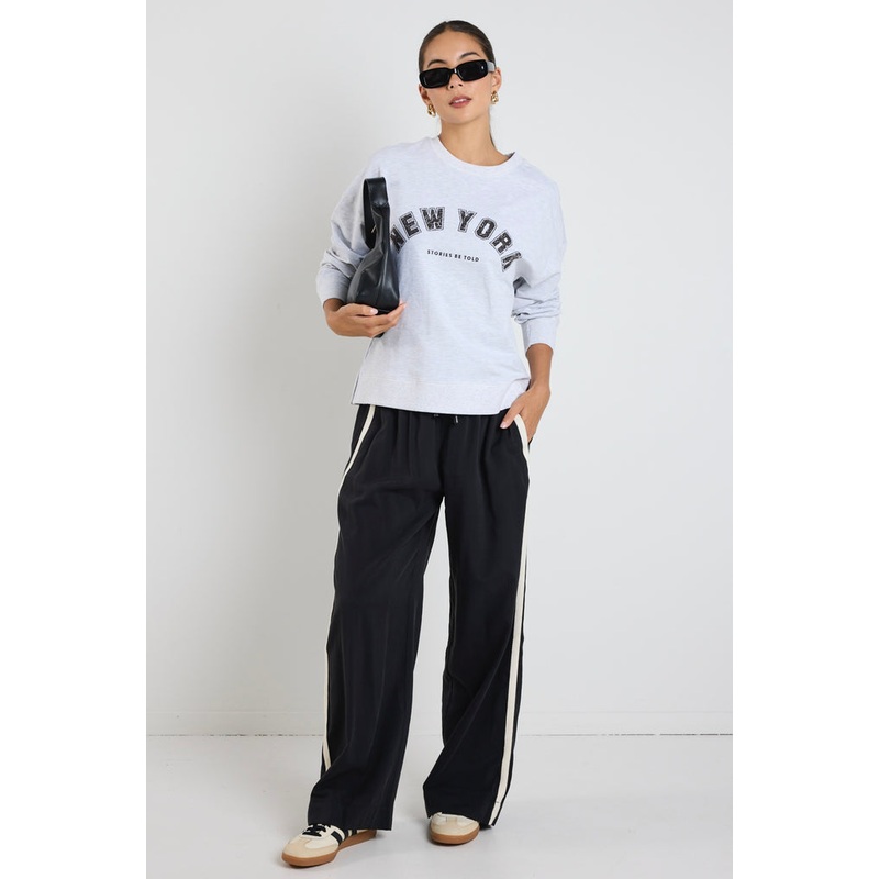 Club Snow Marle NY Printed Sweatshirt