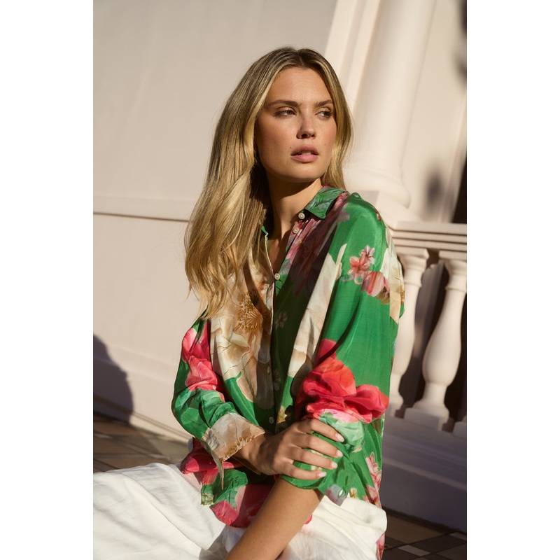 Swipe Apple Floral Oversized Event Shirt