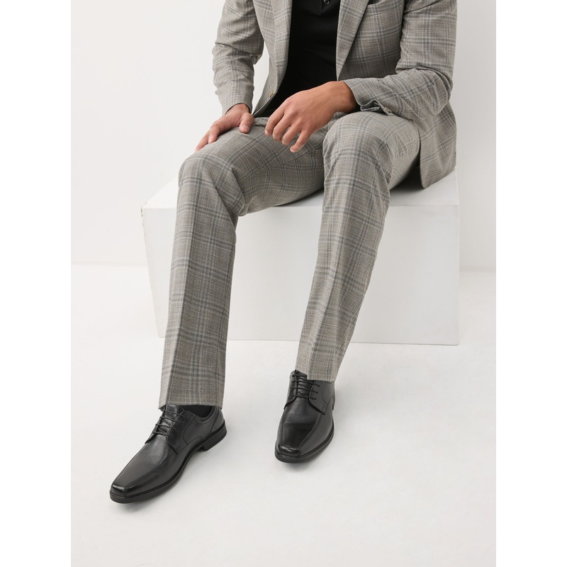Black Slim Panel Leather Shoes