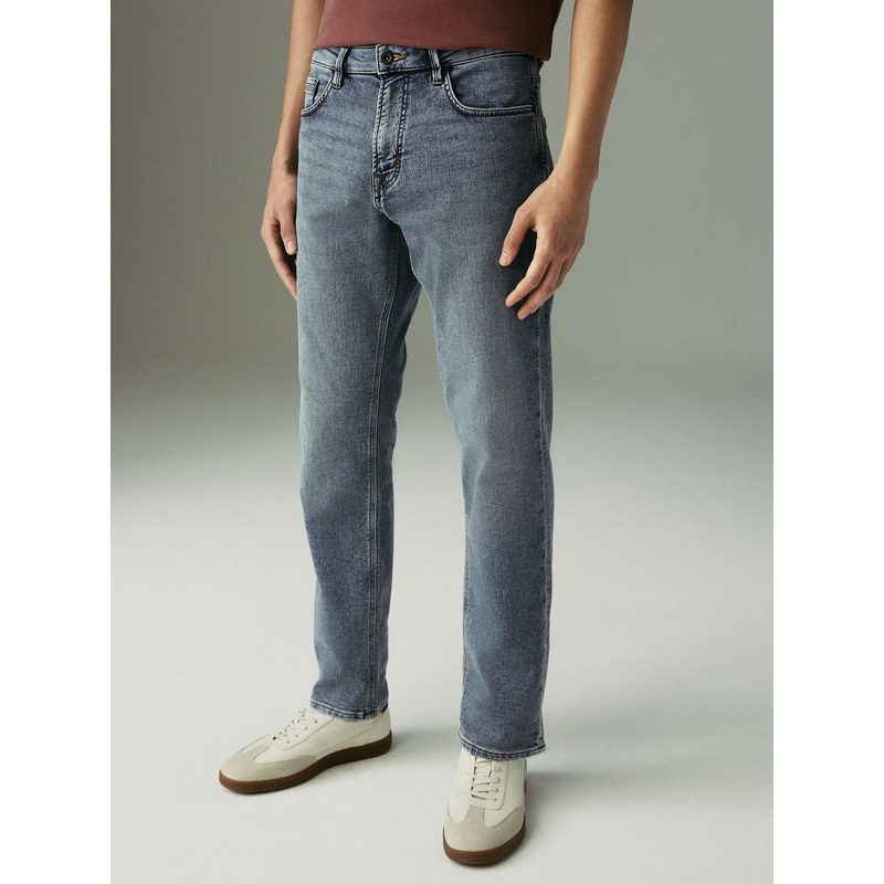 Blue Light Vintage Slim Fit Comfort Stretch Jeans