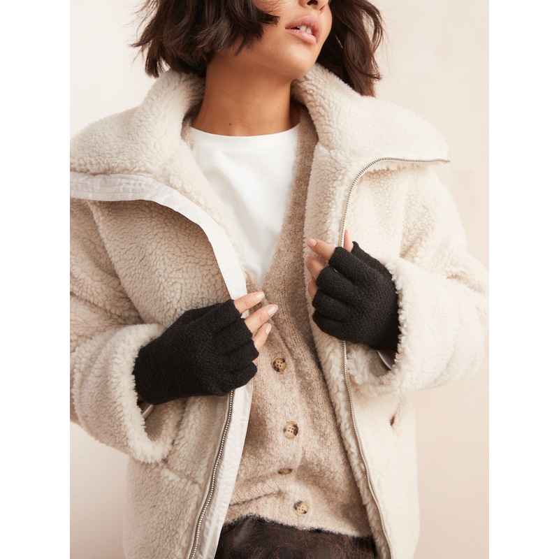 Black Fingerless Gloves