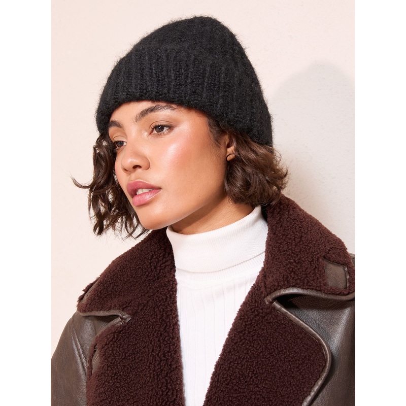 Friends Like These Black Cosy Knitted Beanie Hat