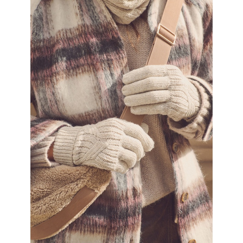 Oatmeal Sparkle Cable Gloves