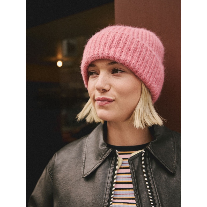 Raspberry Pink Ribbed Beanie Containing Wool Hat