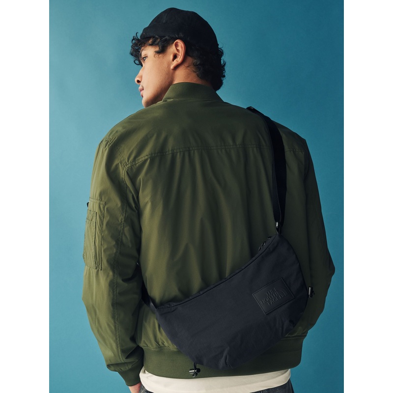 The North Face Black Womens Never Stop Exploring Cross-Body Bag